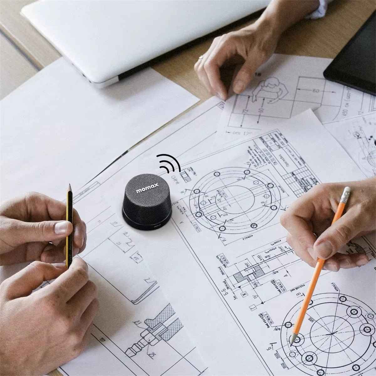 MOMAX 1-Vibe Go: Magnetic Wireless Speaker & Phone Stand with IPX6 Waterproof Protection